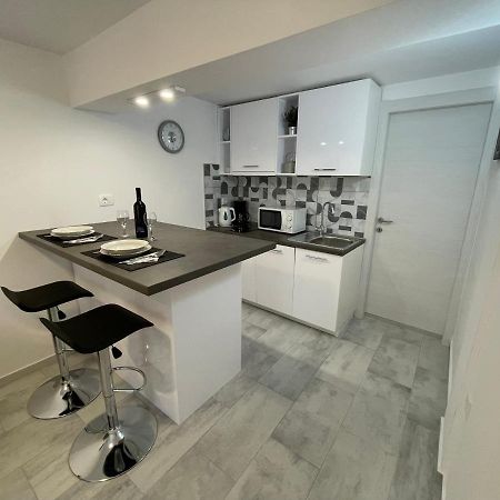 Apartment Dida Крк Екстер'єр фото