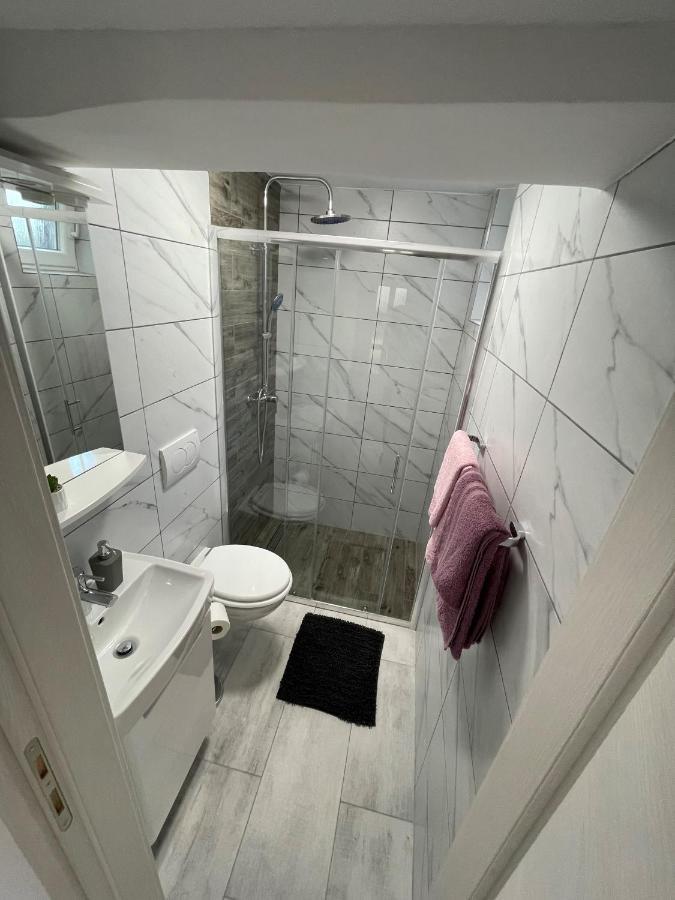 Apartment Dida Крк Екстер'єр фото