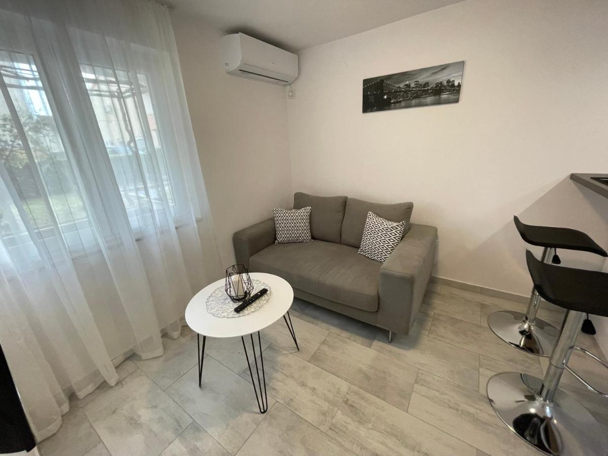 Apartment Dida Крк Екстер'єр фото