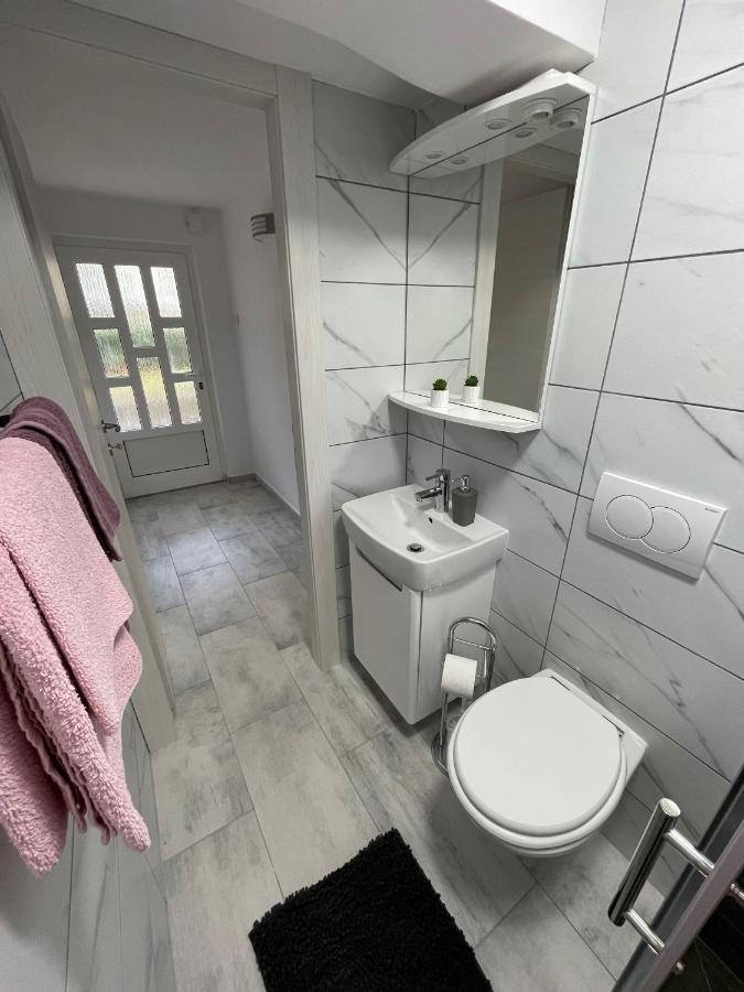 Apartment Dida Крк Екстер'єр фото